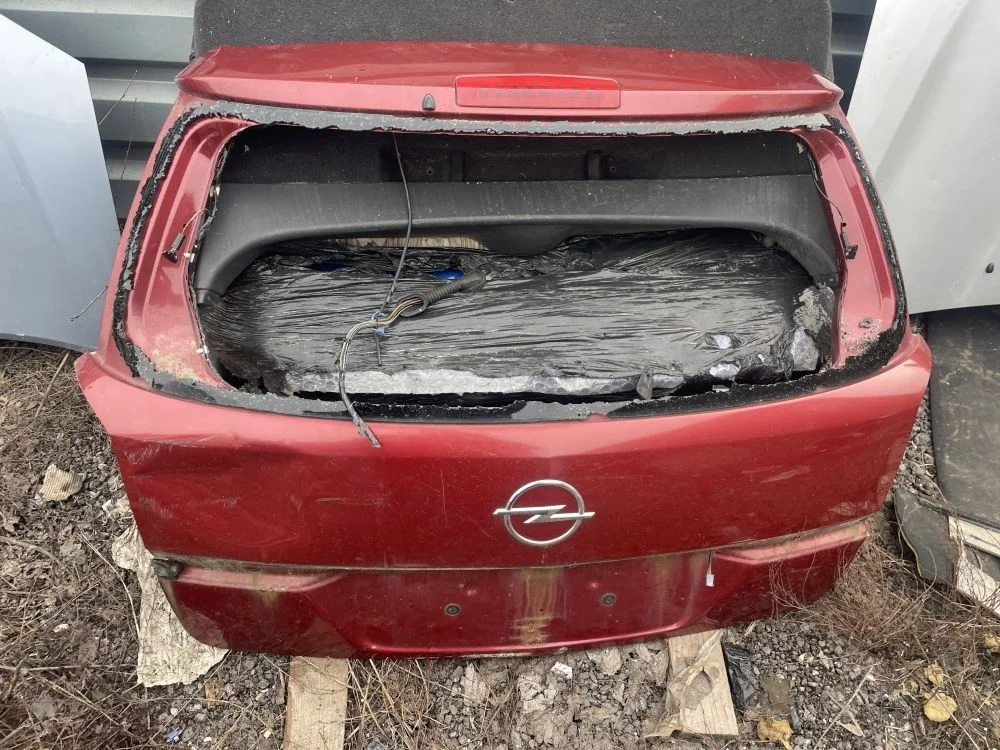 крышка багажника opel astra h универсал дефект