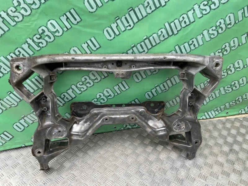 Подрамник Mercedes-Benz -Class 2007 W203