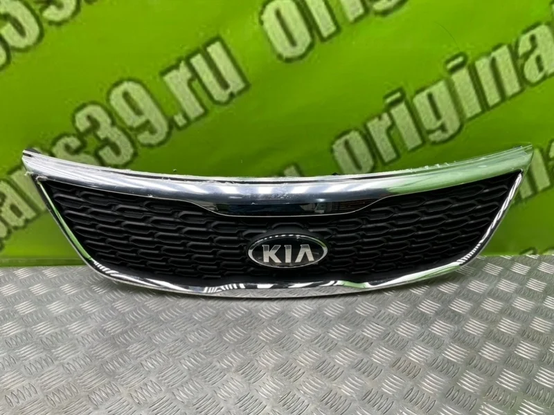 Решетка радиатора Kia Sorento 2012 XM