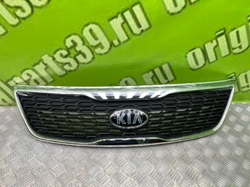 Решетка радиатора Kia Sorento 2012 XM
