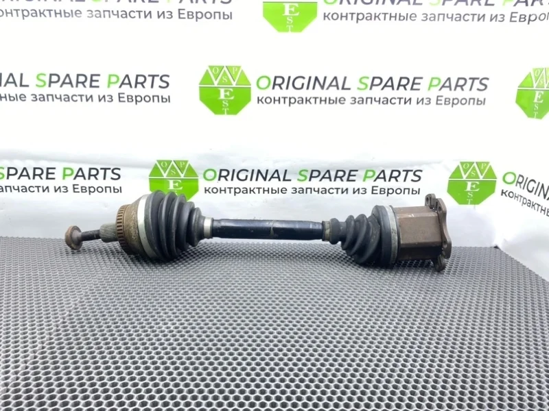 Полуось Audi A4 2003 B6 8E5