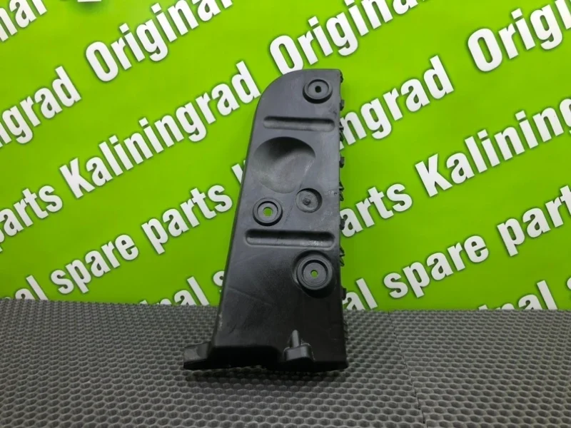Крепление бампера Audi A4 2003 B6 8E5