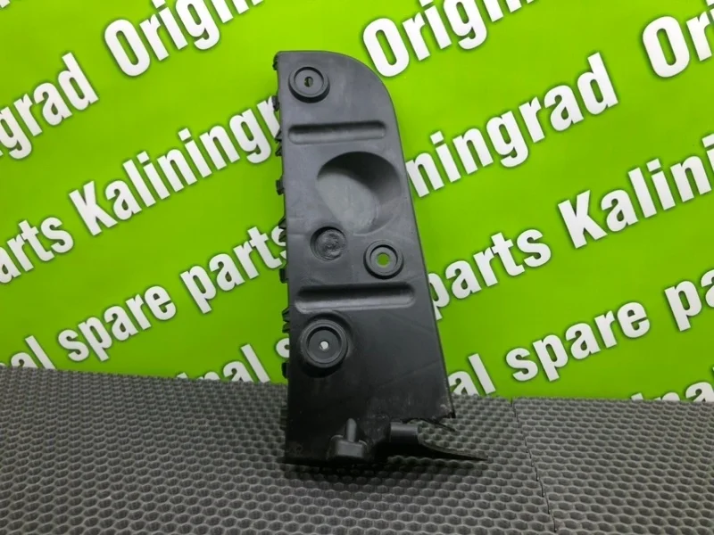 Крепление бампера Audi A4 2003 B6 8E5
