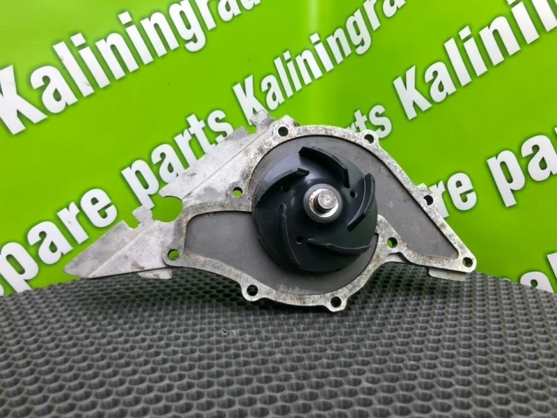Помпа Audi A4 2003 B6 8E5
