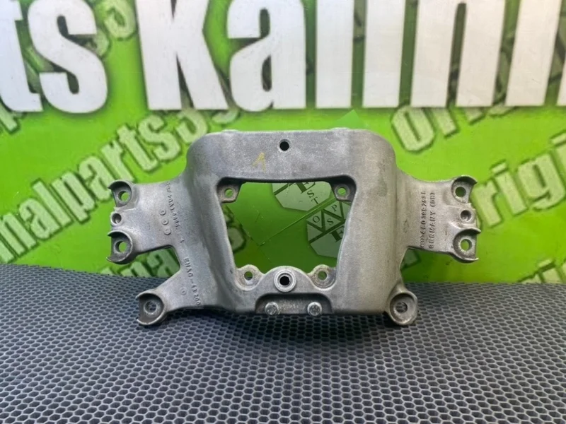 Кронштейн акпп Audi A6 2005 C6 (4F2)