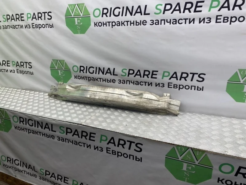 Усилитель бампера Audi A6 2005 C6 (4F2)