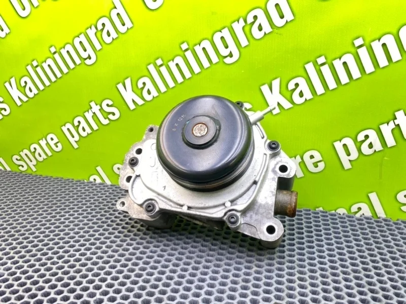 Помпа Mercedes-Benz -Class 2012 S204