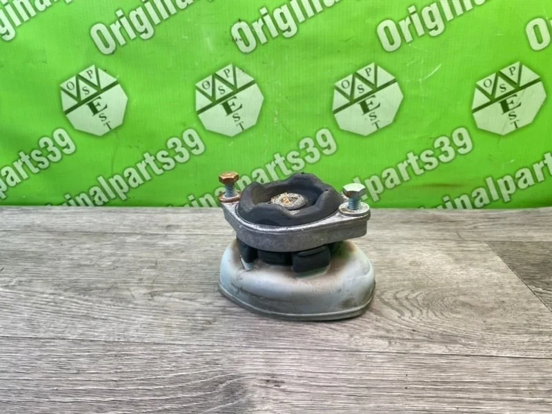 Подушка акпп Audi A6 1997 C5 Quattro
