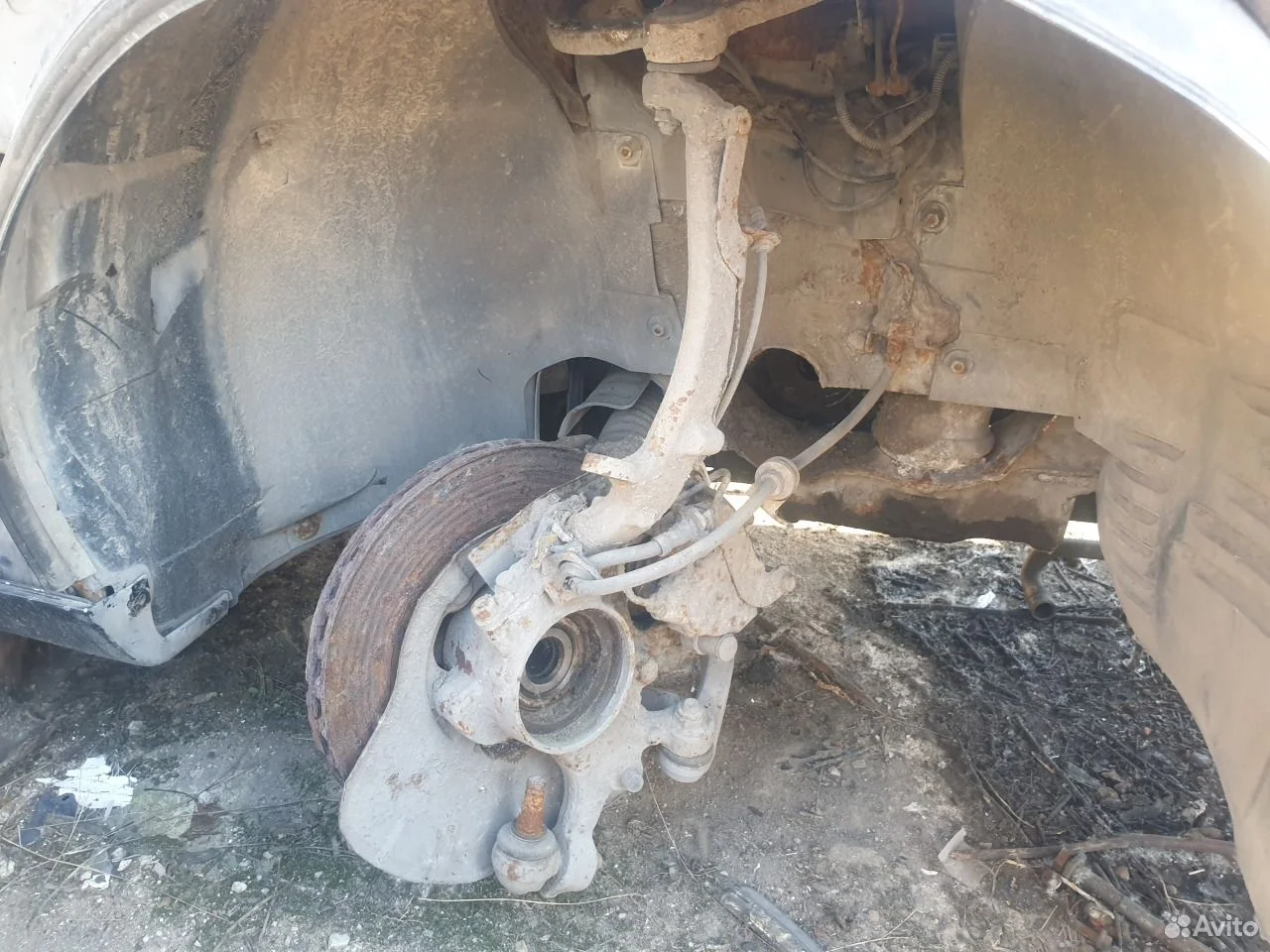 Поворотный кулак передний правый s w220 4matic 220