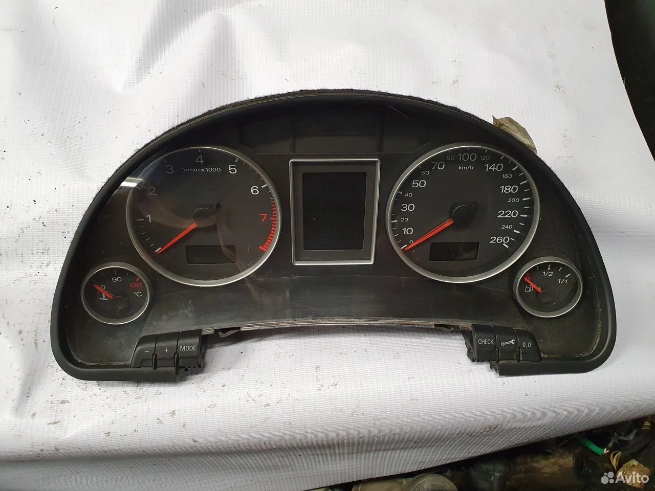 Панель приборов audi a4 b7 8e0920901c а4 б7 в7 2.0
