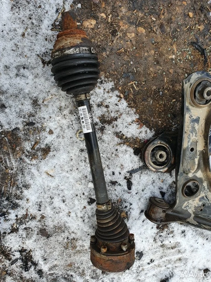 Полуось привод передний левый vw caddy 3 yeti мкпп