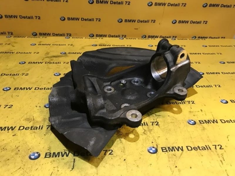 Кулак поворотный Bmw 7 2005 31216753462 E65 N62B48, передний правый