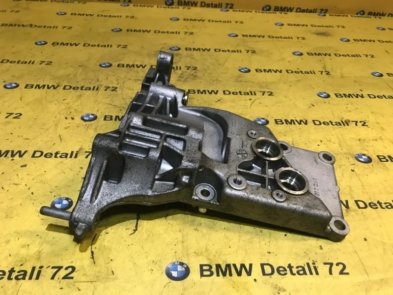 Кронштейн генератора Bmw 7 2005 12317533837 E65 N62B48