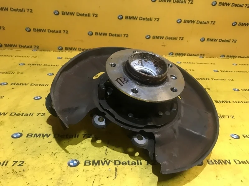 Кулак поворотный Bmw 3 2007 33326774810 E90 N52B25, задний правый