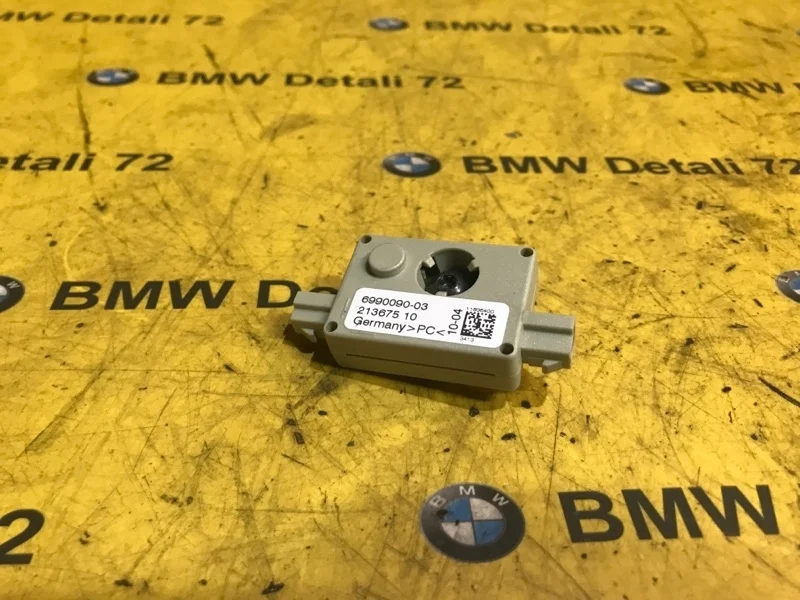 Усилитель антенны Bmw X3 2004 65246990090 E83 M54B30