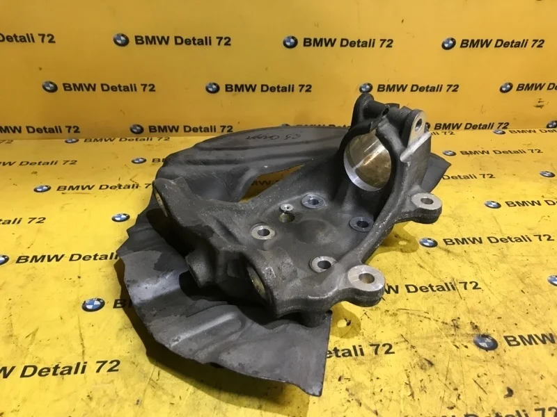 Кулак поворотный Bmw 7 2006 31216753462 E65 N62B48, передний правый