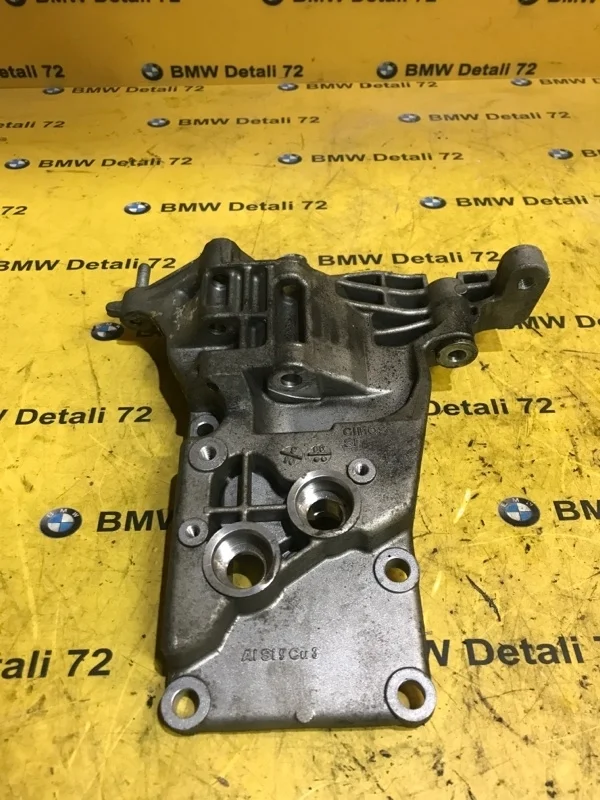 Кронштейн генератора Bmw 7 2006 12317533837 E65 N62B48