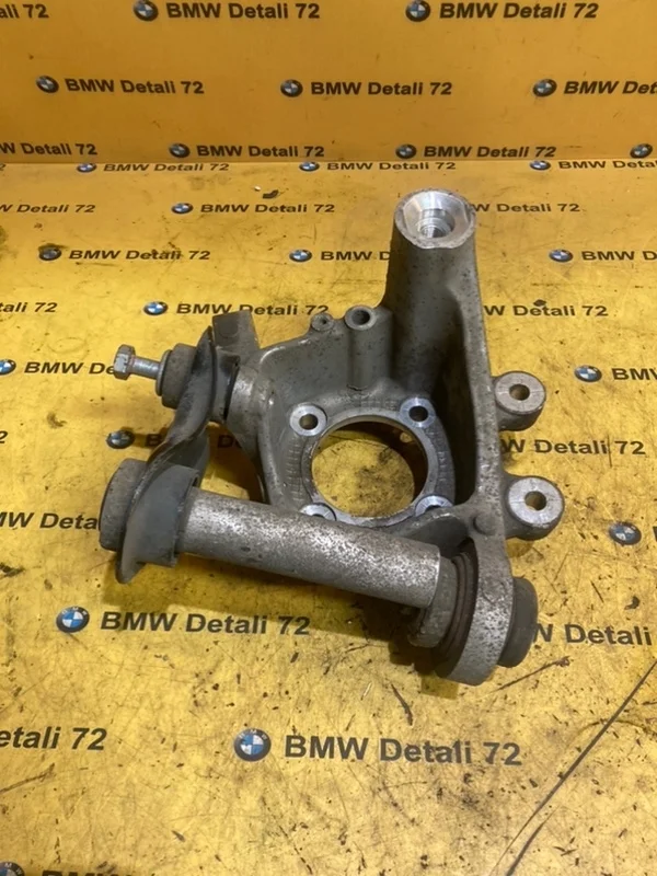 Кулак цапфа Bmw 7 2007 33326775080 E65 N62B48, задний правый