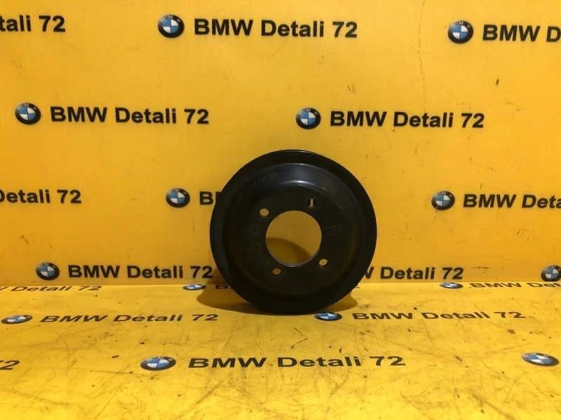 Шкив помпы Bmw 5 2004 11511436590 E60 M54B30