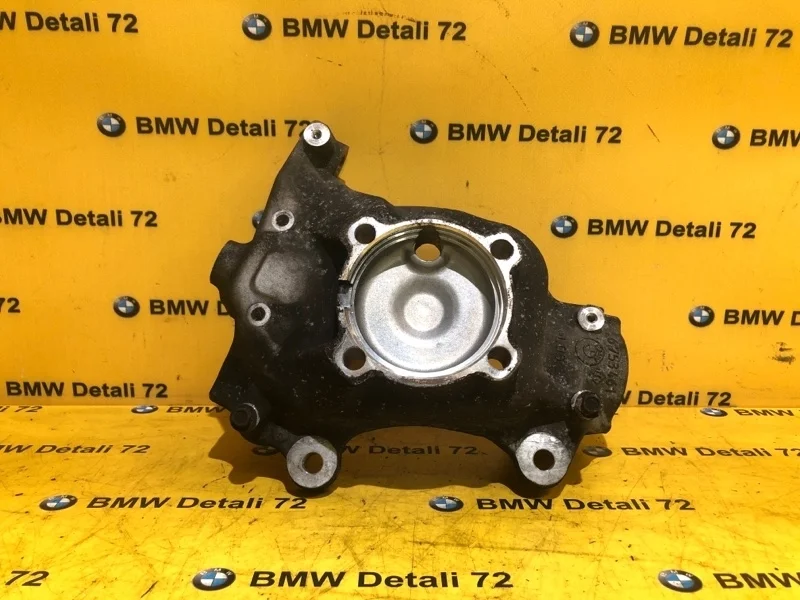 Кулак поворотный Bmw 7 2005 31216753461 E65 N62B48, передний левый