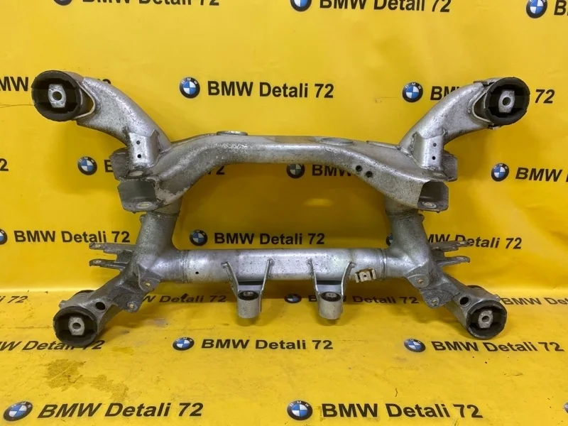 Подрамник Bmw 7 2005 33316779789 E66 N73B60, задний