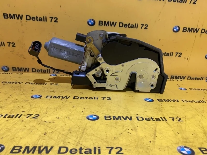 Замок боковой двери Bmw 7 2005 51227202127 E66 N73B60, задний левый