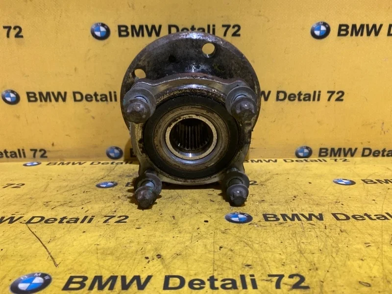 Ступица Bmw X5 2004 33416764180 E53 M54B30, задняя
