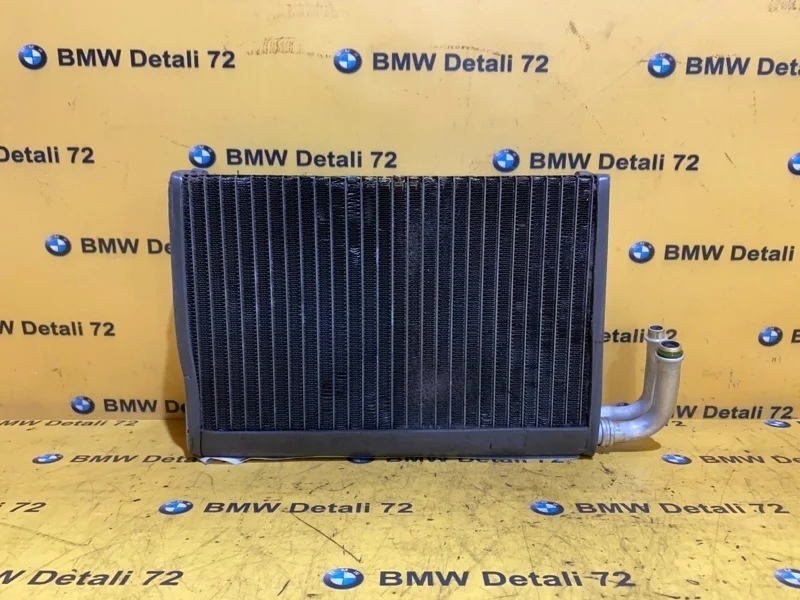 Радиатор кондиционера Bmw X5 2004 64118385689 E53 M54B30