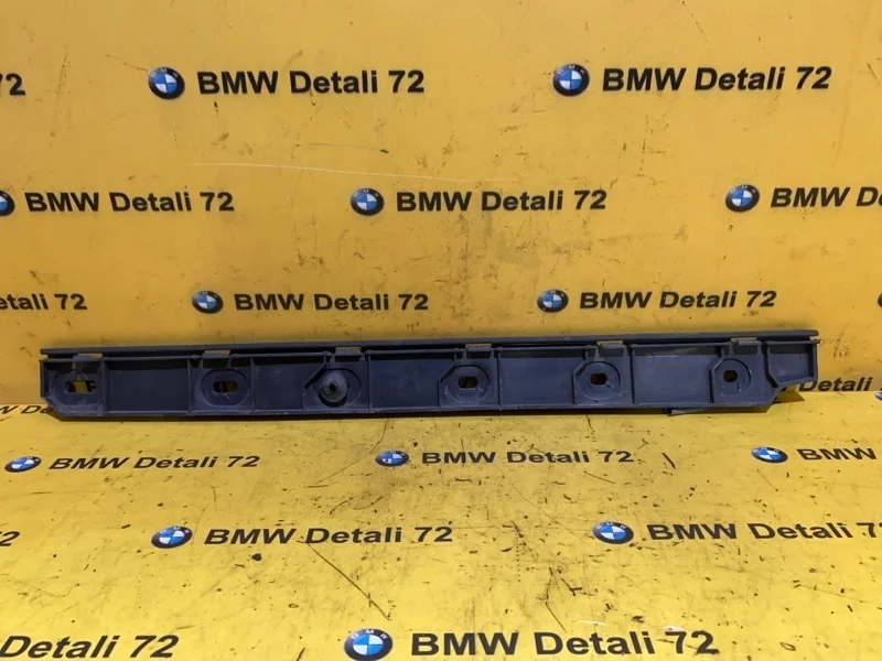 Кронштейн бампера Mercedes Viano 2007 A6398850456 W639 272.978 30 759763, задний правый