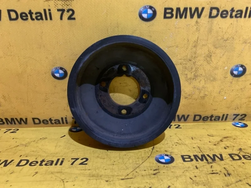 Шкив помпы Bmw 5 2004 11511436590 E60 M54B30