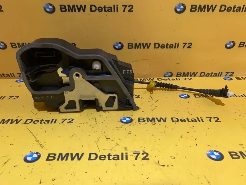 Замок боковой двери Bmw 5 2004 51217202145 E60 M54B30, передний левый