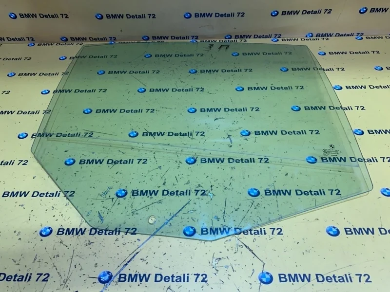 Боковое стекло Bmw 5 2004 51357110636 E60 M54B30, заднее правое