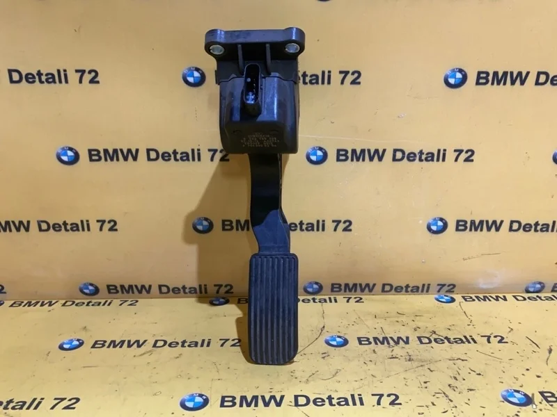 Педаль газа Mercedes Viano 2007 A9063000304 W639 272.978 30 758803