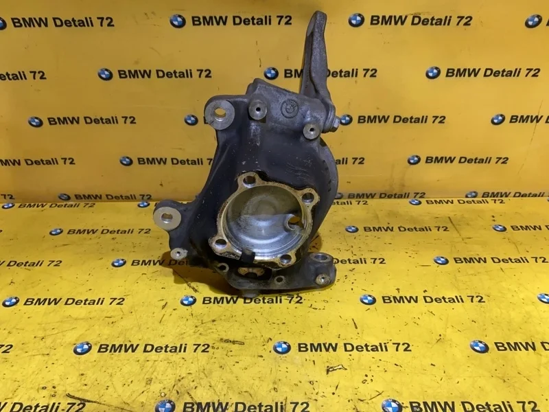 Кулак поворотный Bmw 5 2007 31216760954 E60 N52B30, передний правый