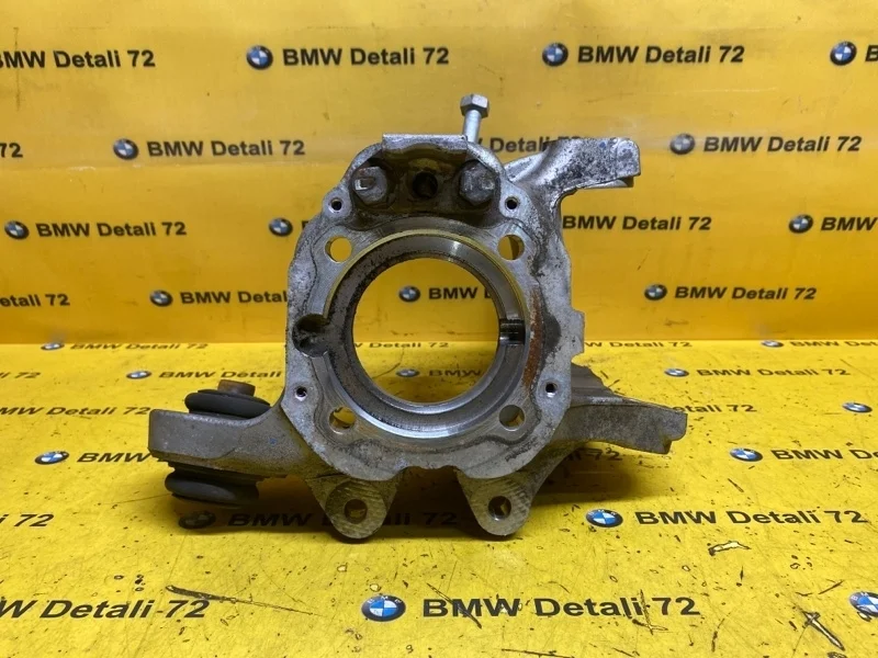 Кулак поворотный Bmw X5 2008 33326879101 E70 N52B30, задний левый