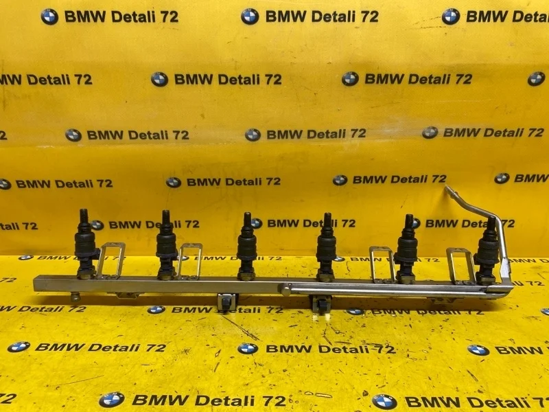 Топливная рампа с форсунками Bmw X5 2005 13537541452 E53 M54B30