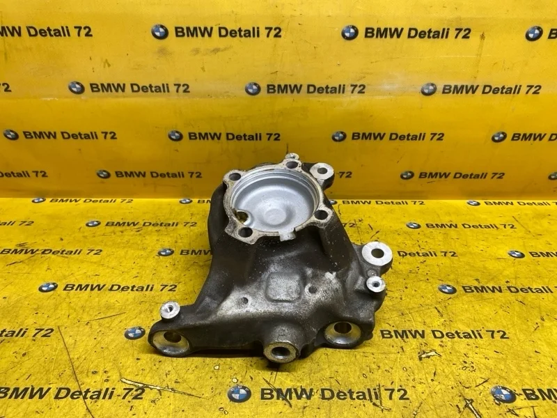 Кулак поворотный Bmw 7 2007 31216753461 E65 N62B48, передний левый