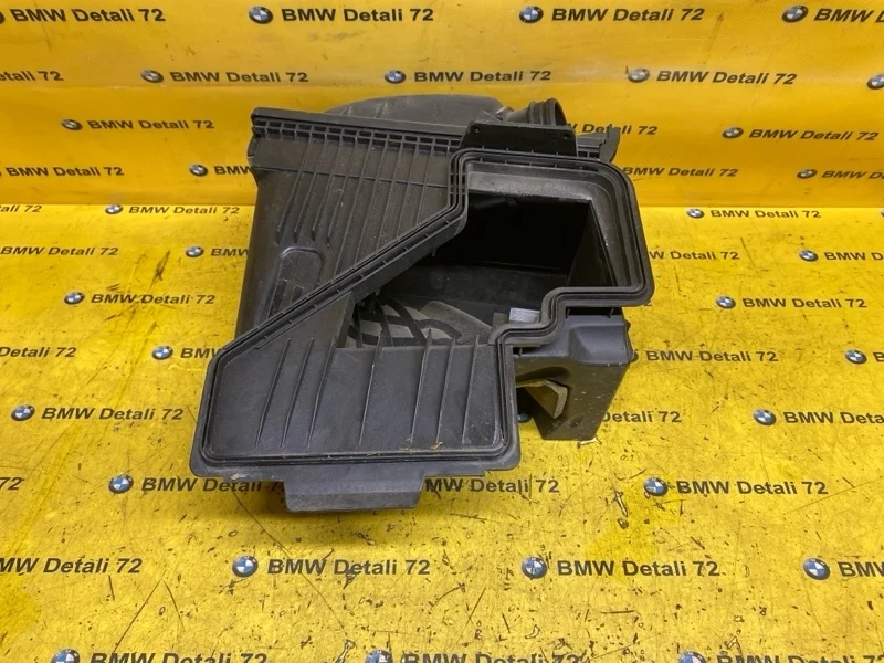 Корпус воздушного фильтра Bmw 7 2007 13717541063 E65 N62B48, правый