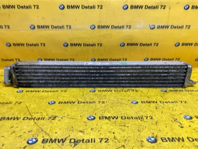 Радиатор масленый Bmw 7 2007 17217553667 E65 N62B48
