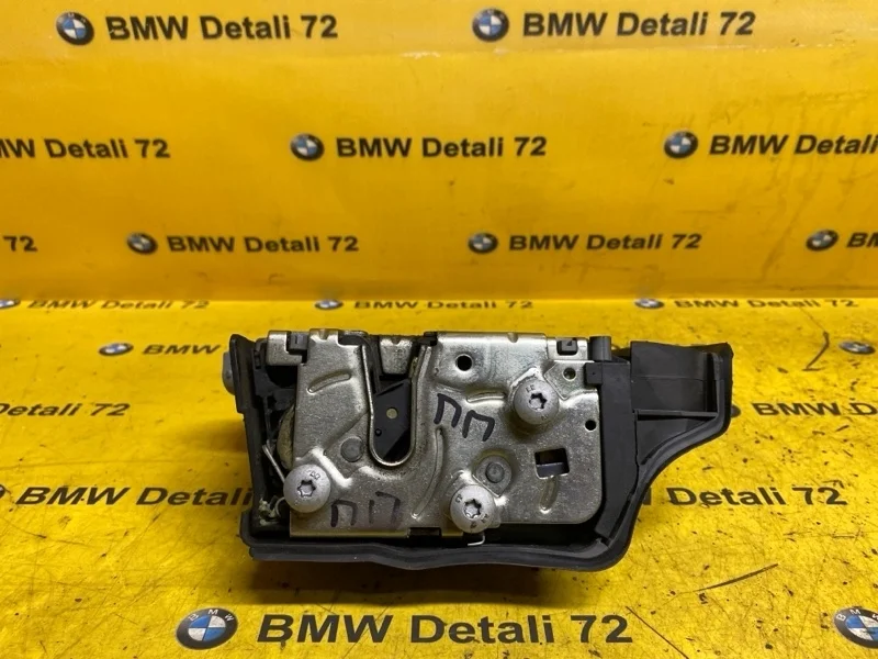 Замок двери сдвижной Bmw X5 2006 51228402602 E53 M54B30, задний правый