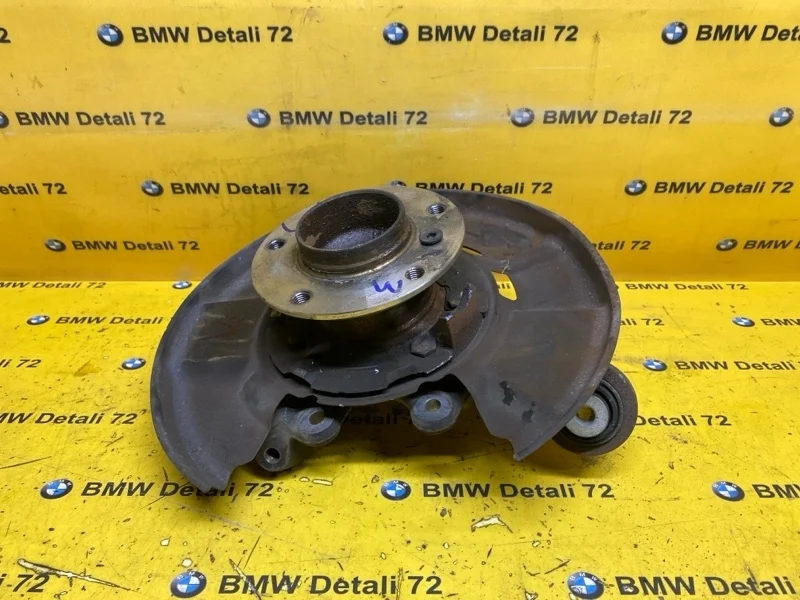 Кулак поворотный Bmw 3 2008 33326783653 E90 N46B20, задний левый