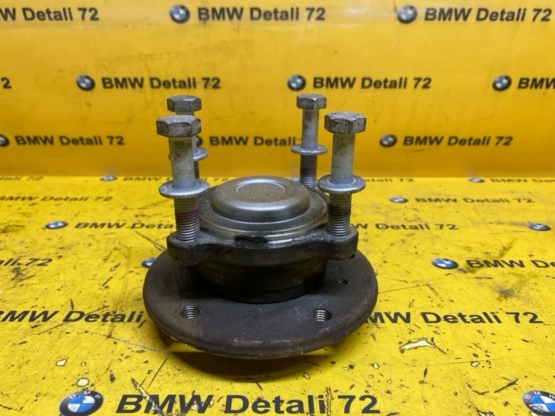 Ступица Bmw 3 2008 31216765157 E90 N46B20, передняя