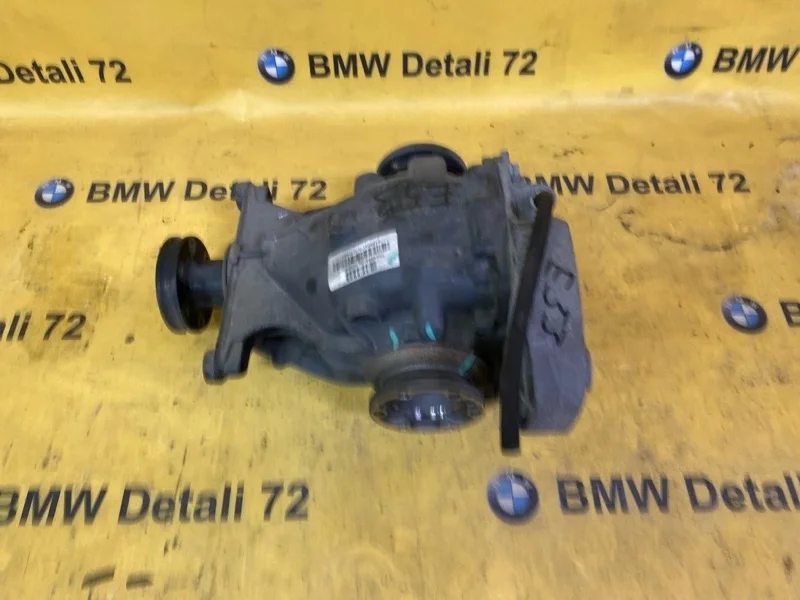 Редуктор Bmw X5 2006 33107510656 E53 M54B30, задний