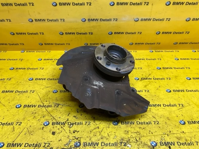 Кулак поворотный Bmw X5 2006 31216761575 E53 M54B30, передний левый