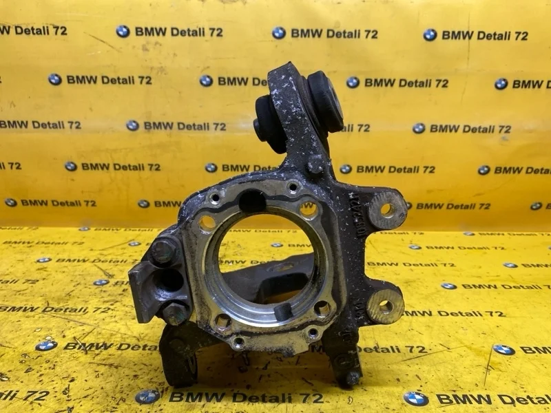 Кулак поворотный Bmw X5 2006 33321095240 E53 M54B30, задний правый