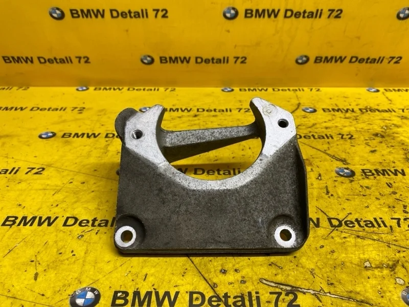 Кронштейн двигателя Bmw 5 2005 22116761117 E60 N52B25, левый