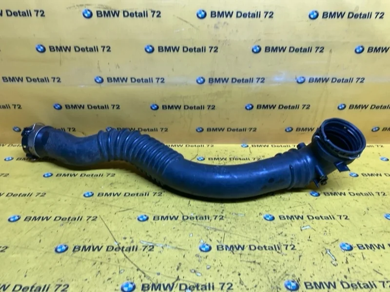 Патрубок интеркулера Bmw 3 2012 13717605044 F30 N20B20B