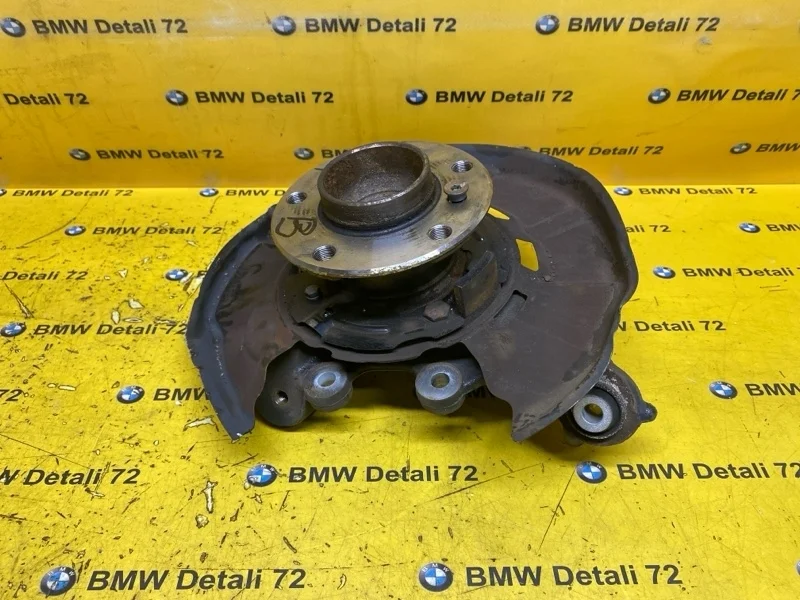 Кулак поворотный Bmw 3 2012 33326792521 F30 N20B20B, задний левый