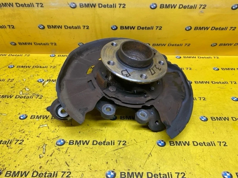 Кулак поворотный Bmw 3 2012 33326792522 F30 N20B20B, задний правый