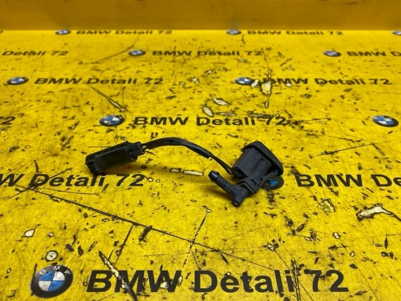 Форсунка омывателя стекла Bmw X5 2006 61667110851 E53 M54B30